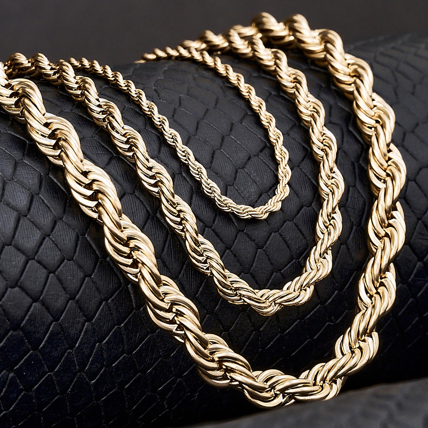 Cadena Lazo 18k